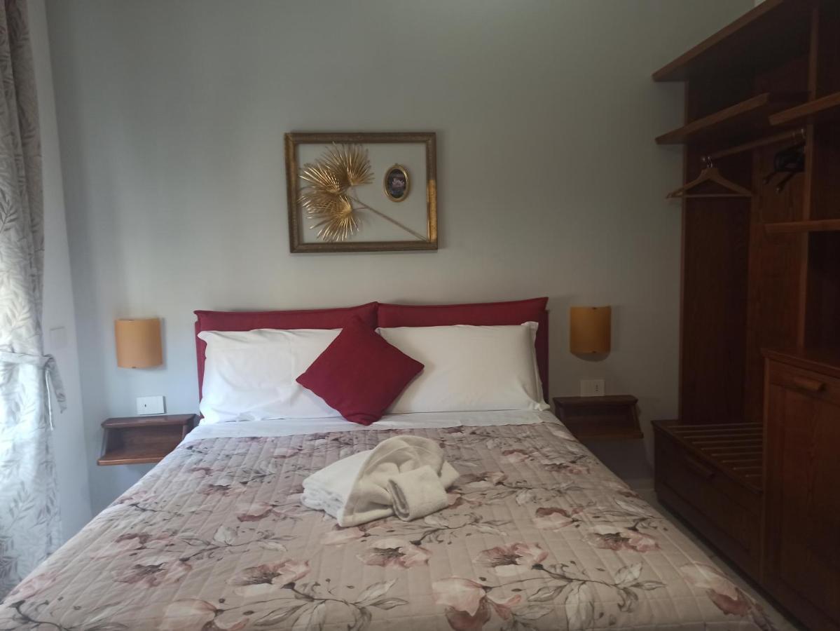 B&B Suite And Rooms San Giovanni Rome Buitenkant foto